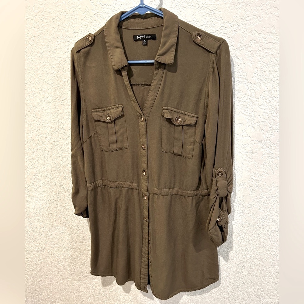 Green Long Sleeve Top